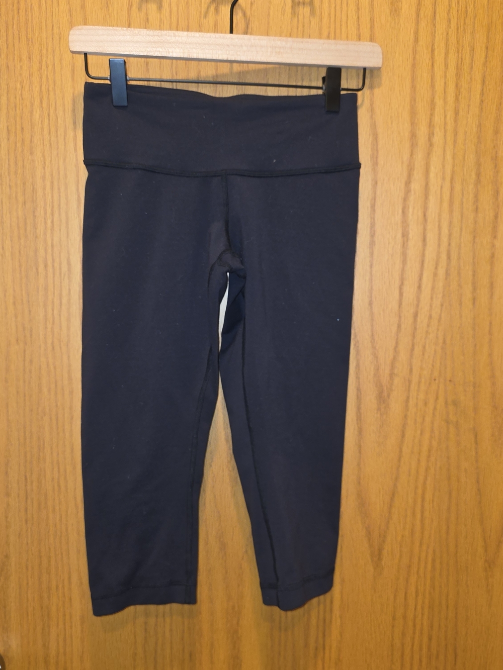 Lululemon Black Cropped Leggings